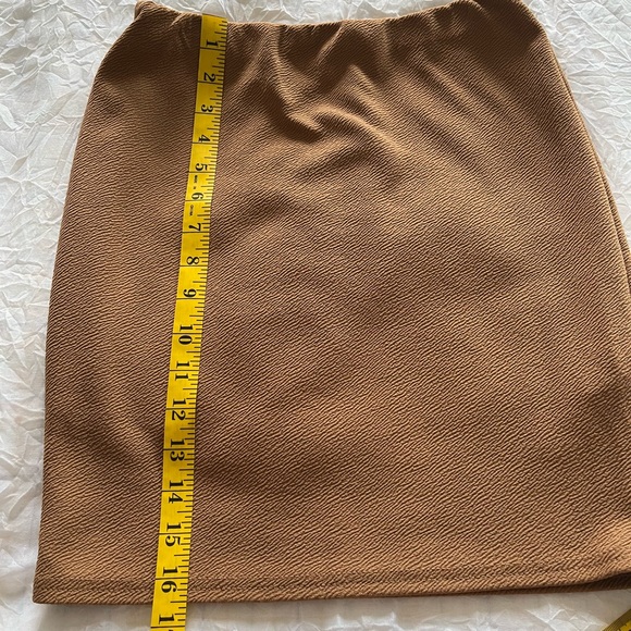 BooHoo Tan Elastic Elastic Waist Mini Skirt - Picture 6 of 7